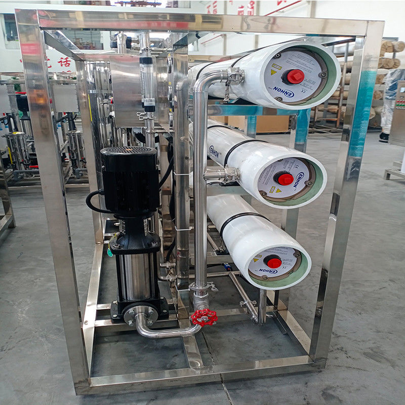 PLC-gesteuerte 3T/h Umkehrosmose-Roh-System für die industrielle Trinkwasserbehandlung