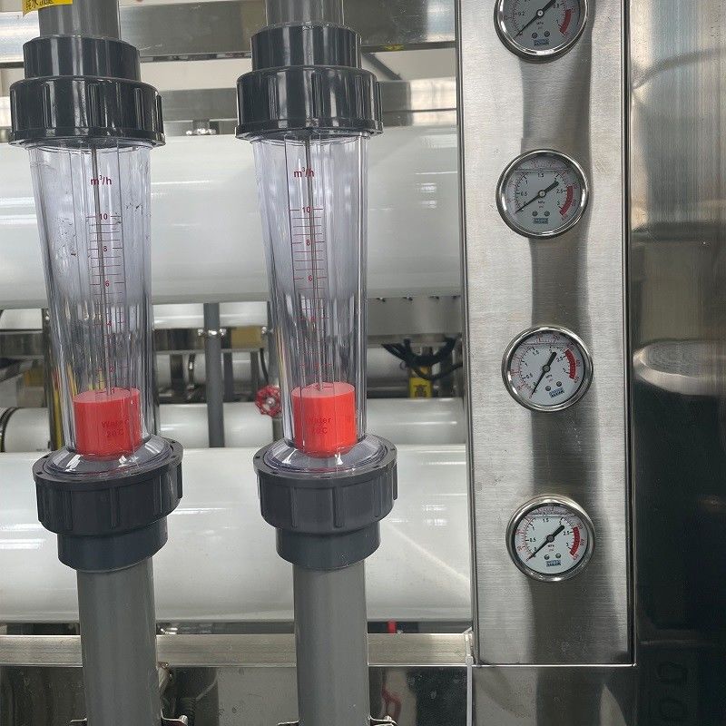 Automatischer PLC 6m3 pro Stunde Industrie-RO-Wasserfilter-Reinigungssystem für Brackwasser