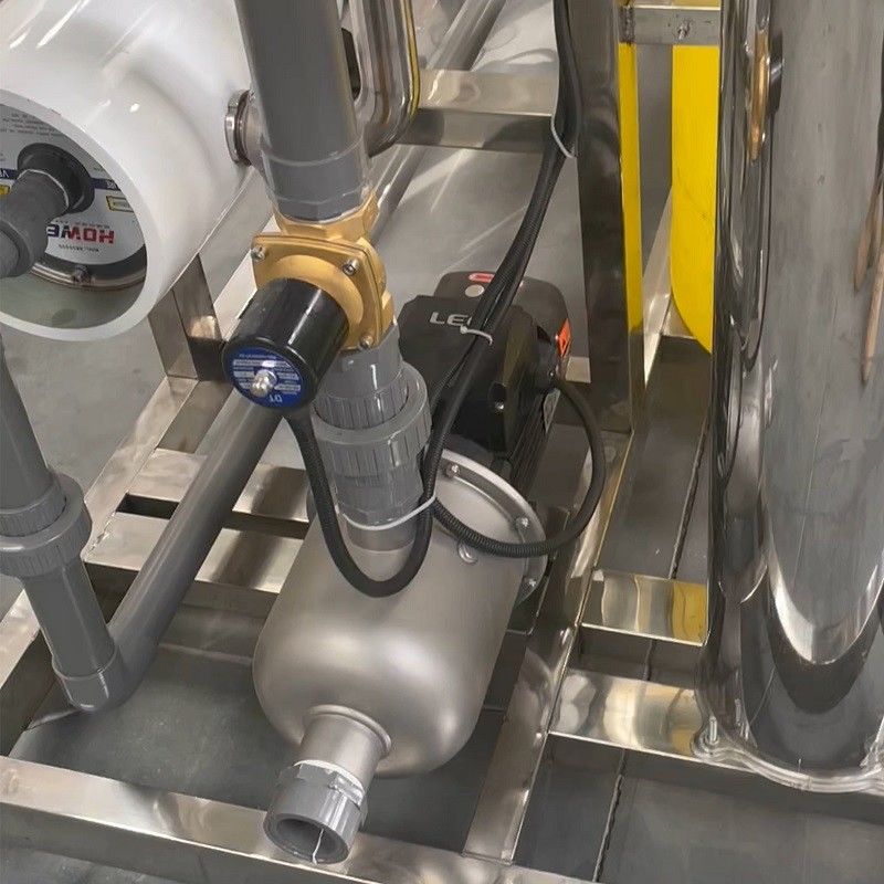Automatischer PLC 6m3 pro Stunde Industrie-RO-Wasserfilter-Reinigungssystem für Brackwasser
