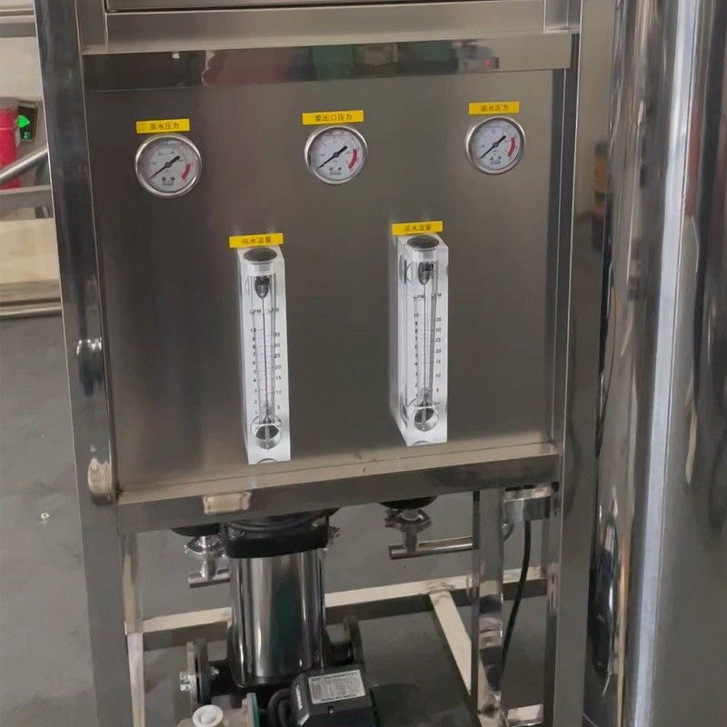 Motorbetriebene 1000LPH-RO-System-Wasserreinigungssystem für Laborfiltration