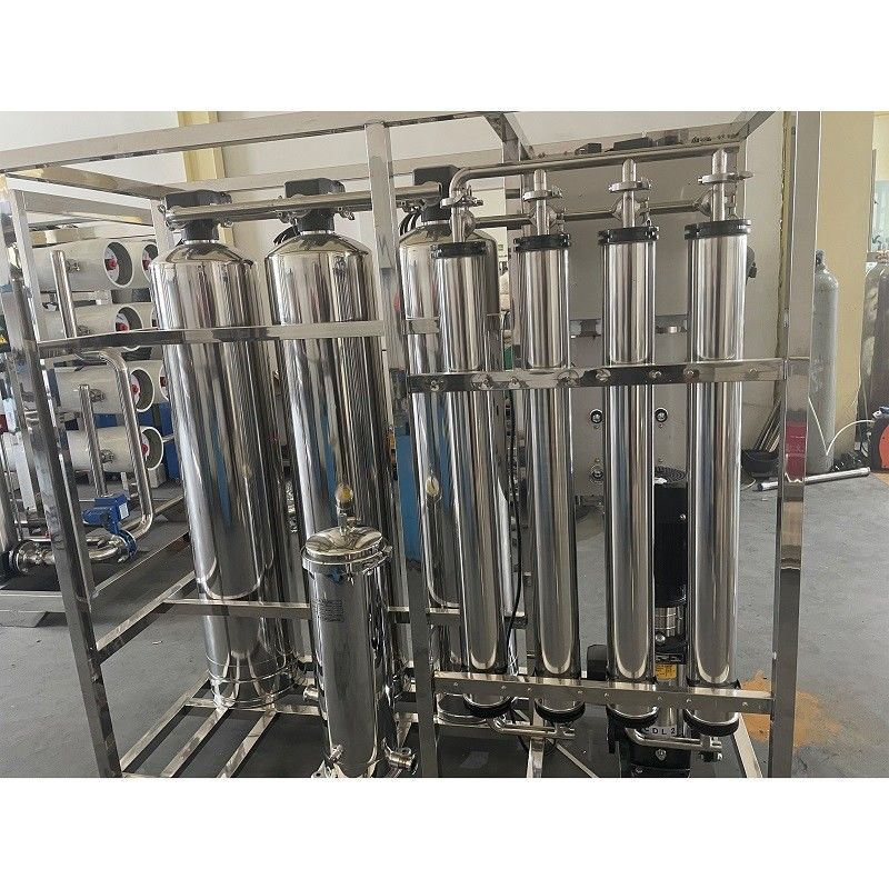 Industrielles RO-Wasserfiltersystem mit Aktivkohlenstofffilter und Wasserreinigung