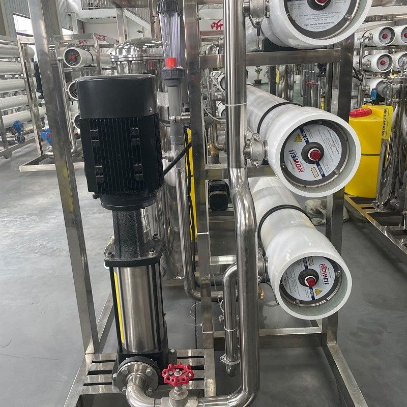 6000LPH RO Trinkwasserreiniger Filtermaschine für 300kg Kernkomponenten Pumpe