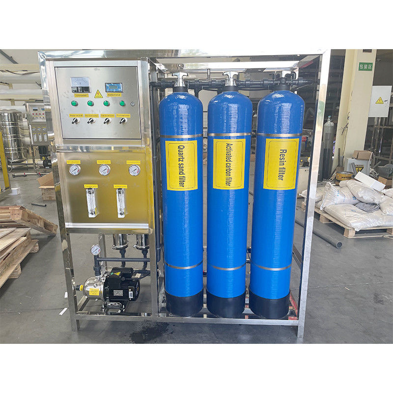 0.2-0.4MPa 500LPH Drei FRP Umkehrosmose-Wasserreinigungssystem für den direkten Trink