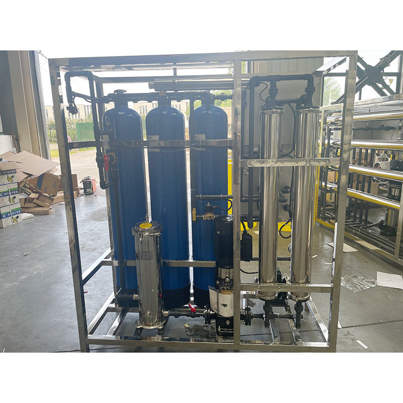 0.2-0.4MPa 500LPH Drei FRP Umkehrosmose-Wasserreinigungssystem für den direkten Trink