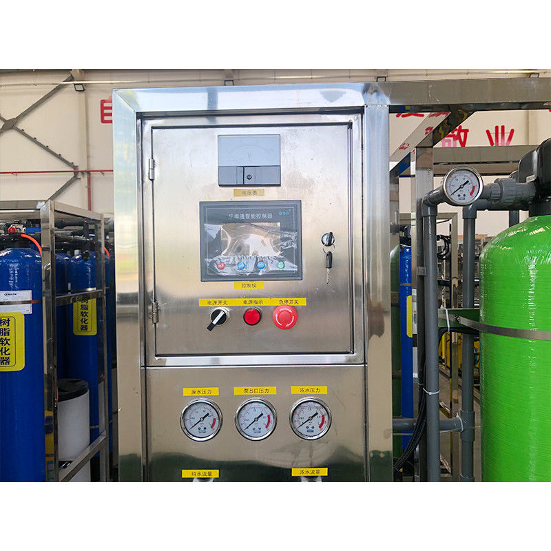 500LPH kommerzielle industrielle RO Trinkwasserfilterbehandlungssystem in Holzgehäuse